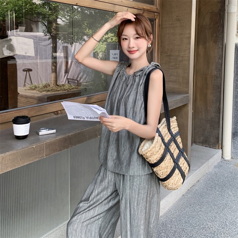 轻熟小众不撞款套装2025新款显瘦遮肚子清冷贵气感穿搭阔腿裤小衫,女装套装/套裙,2C353