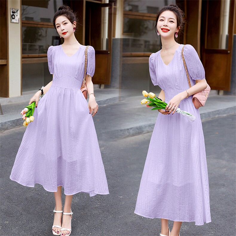 V领连衣裙女2024夏装新款法式气质高级感收腰显瘦垂感中长款裙子，女装连衣裙，韩美纤衣