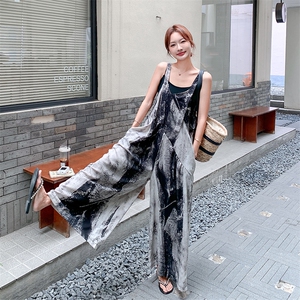 复古艺术感晕染背带裤女夏季2025新款韩版小个子高级感休闲裤子图片
