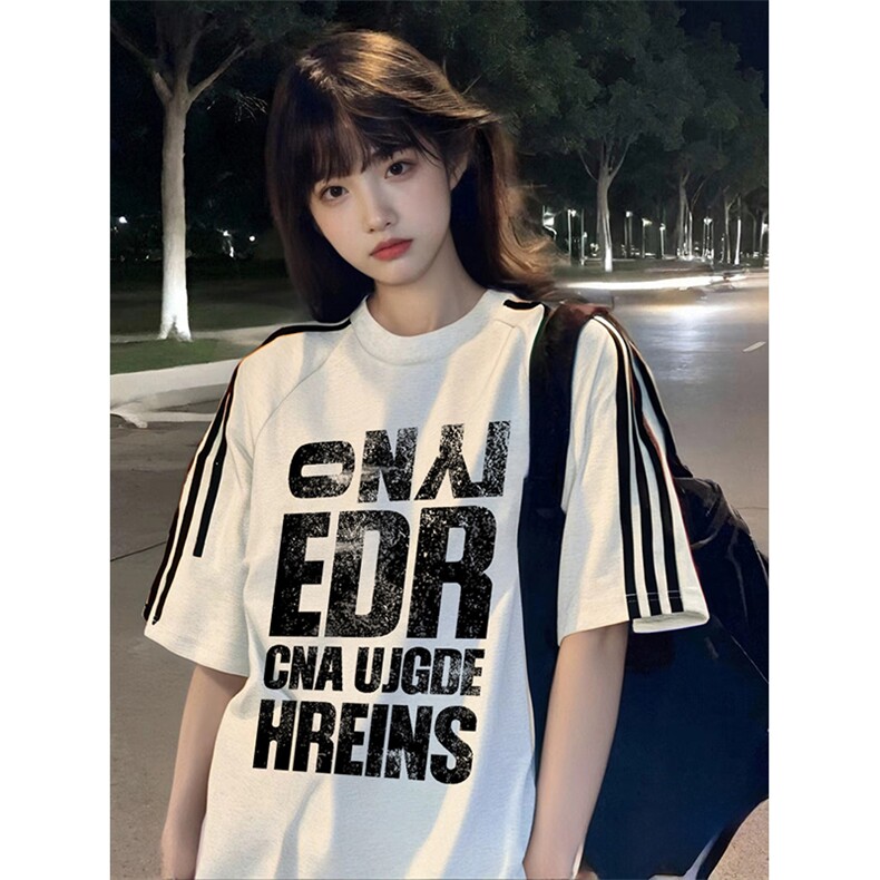 抖音得物高品质二开240克宽松纯棉美式潮牌三条杠织带短袖T恤图片