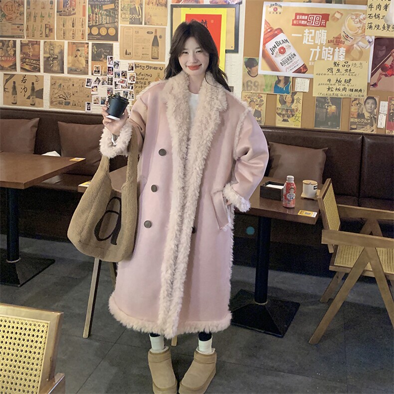 独特超好看粉色皮毛一体羊羔毛大衣女2024新款加绒加厚派克服外套,女装皮草,2C115