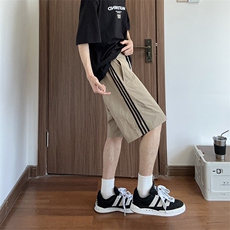 卡其色