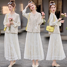 闺舍2025春季新款新中式国风马甲背心女重工钉珠短款外套，女装马甲，芷墨服饰