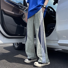浅灰色