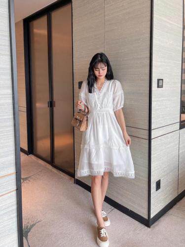 【现货】夏季新款泡泡袖宽松韩版连衣裙，女装连衣裙，裴兔子