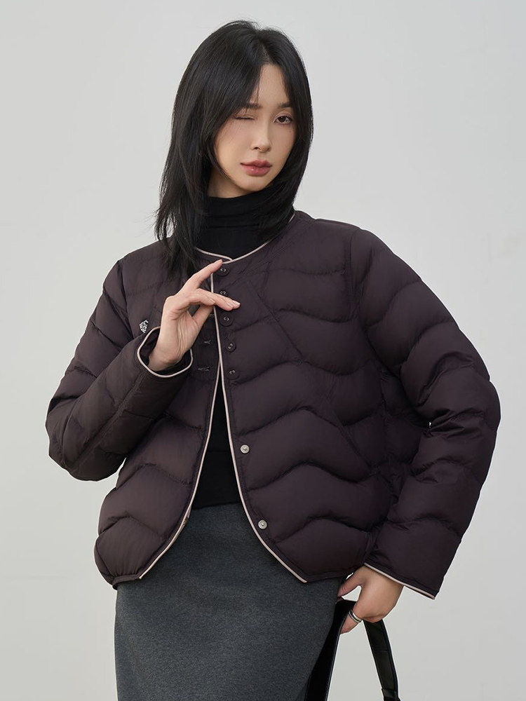 现货2025年冬季新款90白鸭绒休闲风羽绒服女,女装羽绒服,阳光伊恋
