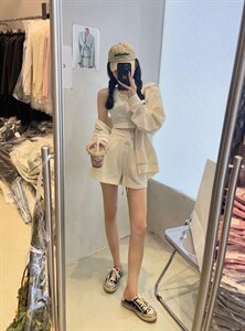 是你要的感觉辣妹三件套图片