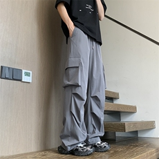 灰色