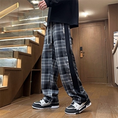 深灰色