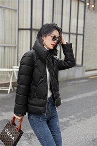 现货羽绒服图片