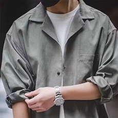 灰绿色