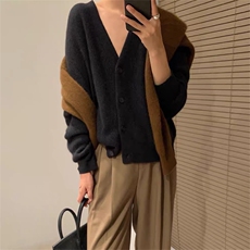 黑灰色