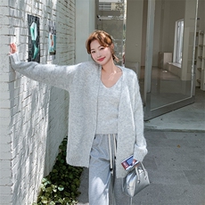 松弛感极简率性针织开衫背心两件套女秋季修身显瘦软加厚毛衣套装，女装套装/套裙，2C010