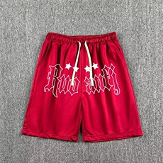 红色