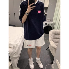 藏青色