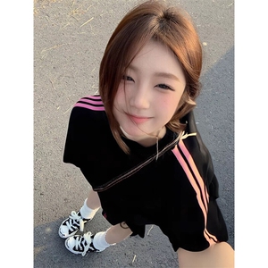 抖音得物品质二开240克宽松纯棉美式潮牌印花三条杠中性风短袖T恤图片