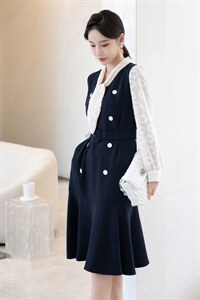 秋季连衣裙,女装连衣裙,到位