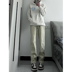 黄泥色