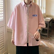 粉红色