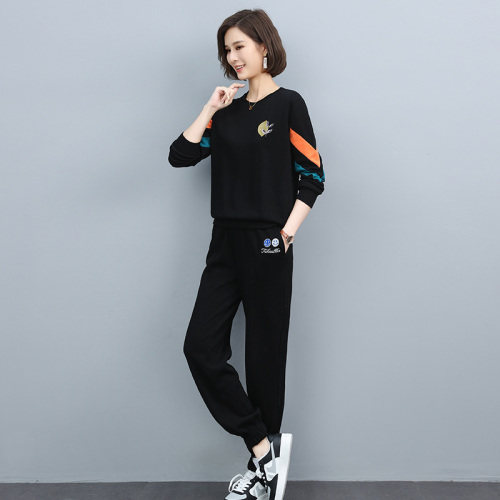 2022春季新款简约时尚气质圆领个性图案宽松休闲两件套,女装套装/套裙,丽影随形