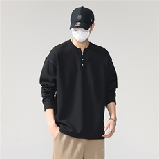 黑色