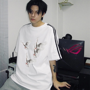 抖音得物高品质二开240克宽松纯棉美式潮牌三条杠织带短袖T恤图片