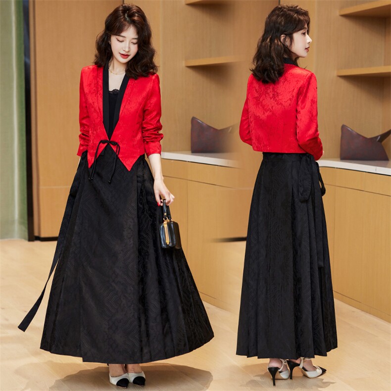 现货2024法式小香风上衣新中式风气质复古撞色设计盘扣马面裙套装，女装套装/套裙，时尚俏佳人