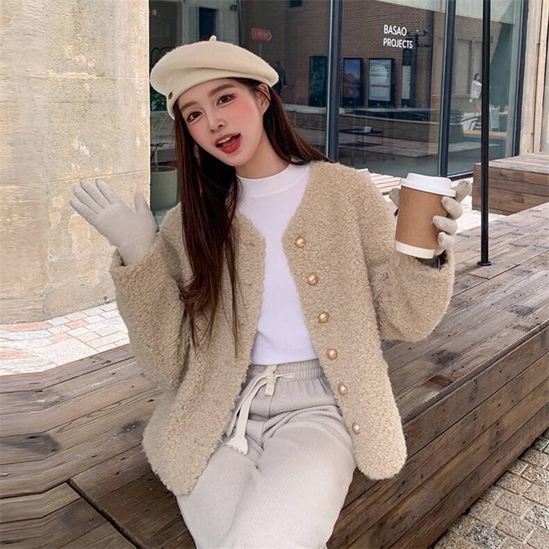 韩系时髦短款保暖杏色羊羔毛外套女2025冬季新款显瘦加厚减龄棉服,女装皮草,2C316