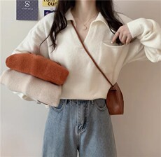 2025年秋季宽松型通勤套头长袖单件翻领带兜时尚百搭毛衣，女装针织衫/毛衣，鑫之绒