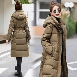 加厚保暖长款过膝羽绒服女2024冬新款收腰显瘦时尚连帽白鸭绒外套图片