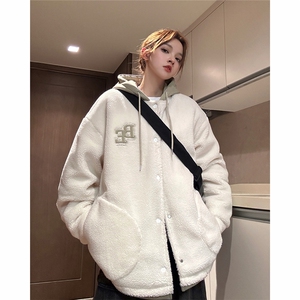 eq334 贴补刺绣拼接连帽羊羔毛外套男女情侣装2024新款加厚棉服图片