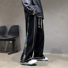 黑色