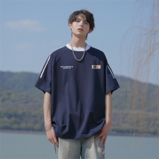 藏青色
