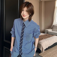 蓝色
