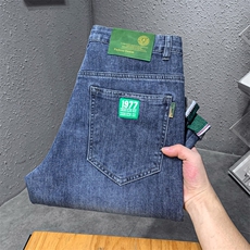 蓝色
