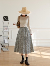 （现货）春季高级感优雅碎花半身裙，女装半身裙，卓儿衣人
