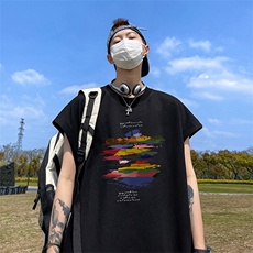 黑色