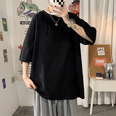 黑色