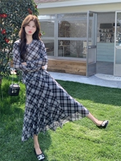 韩系慵懒风黑白格纹套装裙女春2026新款雪纺长袖上衣半身裙两件套，女装套装/套裙，艾米莉亚