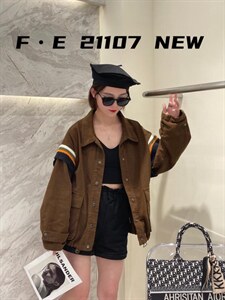 毛线拼接牛仔外套图片