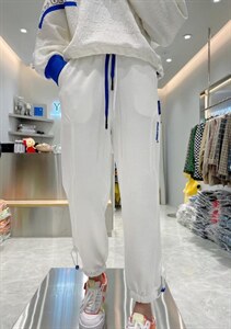 休闲裤图片