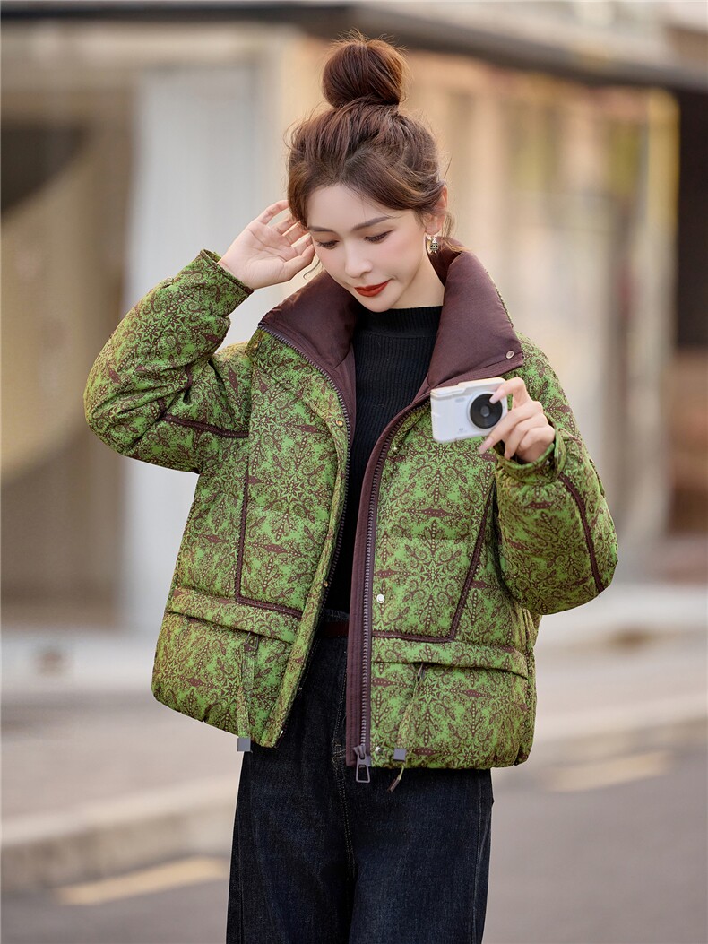 90绒白鸭绒羽绒服女2025冬季新款印花复古优雅加厚保暖,女装羽绒服,余墨