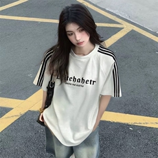 抖音得物品质二开240克宽松纯棉美式潮牌印花三条杠中性风短袖T恤，男装T恤，电商A486-1