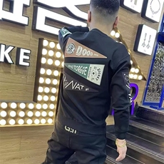 黑色常规