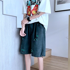 黑色