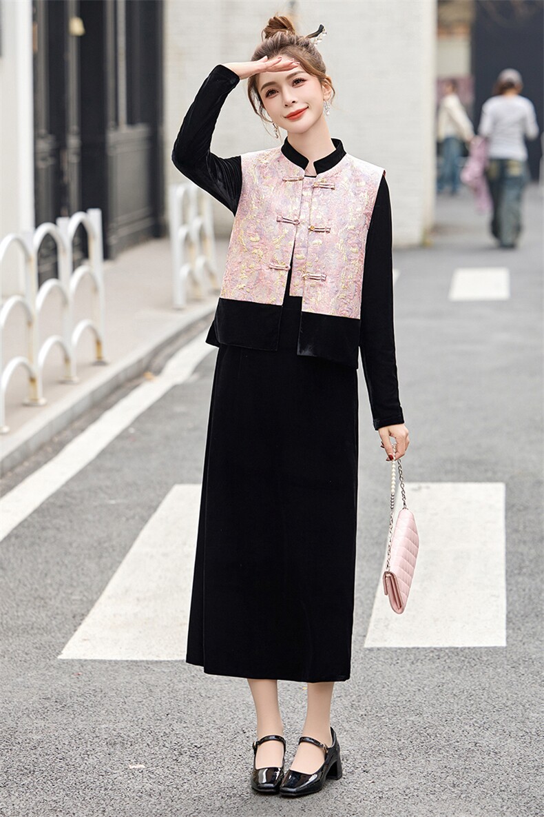 新中式连衣裙女2025春季新款今年流行国风马甲丝绒裙子两件套套装,女装套装/套裙,冬木谷雨