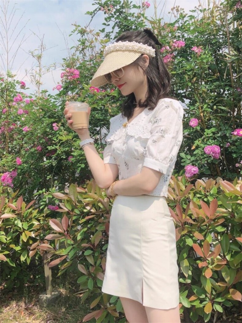 【现货】碎花蕾丝领上衣，女装，ONE