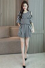 连体裤2022年夏季纯色显瘦修身百搭潮流简约个性时尚，女装休闲裤，时尚俏佳人