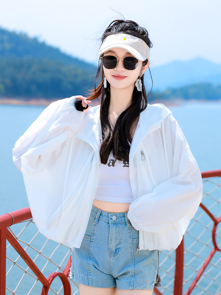 白色防紫外线防晒衣女2025新款夏季轻薄透气防晒服小个子休闲外套,女装防晒衣,可可小西
