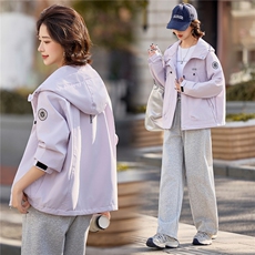 小个子短外套女2026年春季女士户外防风冲锋衣，女装短外套，悦祺